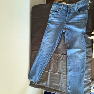 NWT Levi’s 724 High Rise Straight Jeans Medium Wash Women’s Size 8 W29 L32